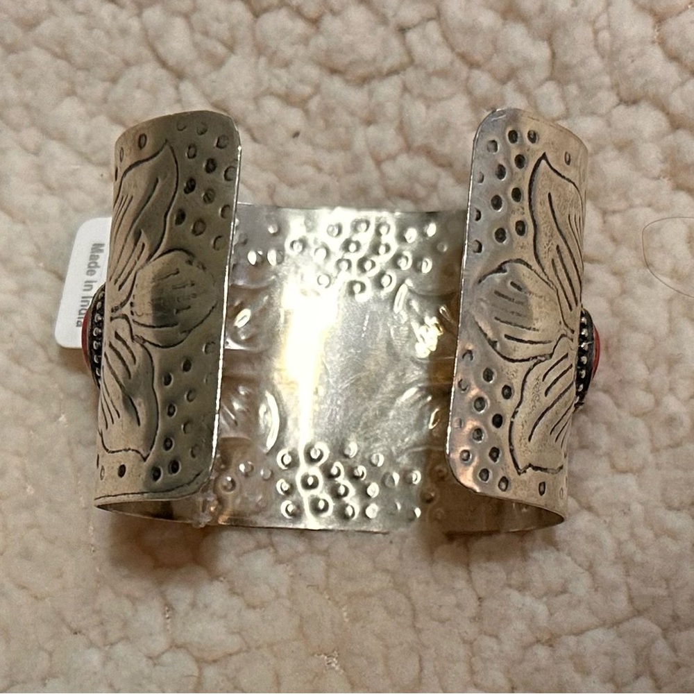 Stamped Silver Tone Wide Cuff Bracelet Native Floral Design Stones vintage - Picture 2 of 15